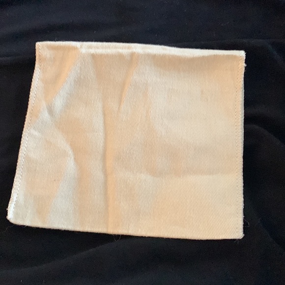 Authentic New Louis Vuitton Dust/Cover Bag sz 6/5.5 - Picture 2 of 3